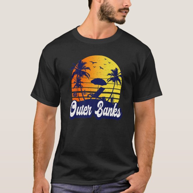 Camiseta Outer Banks Carolina Sunset Beach Retro Premium (Frente)