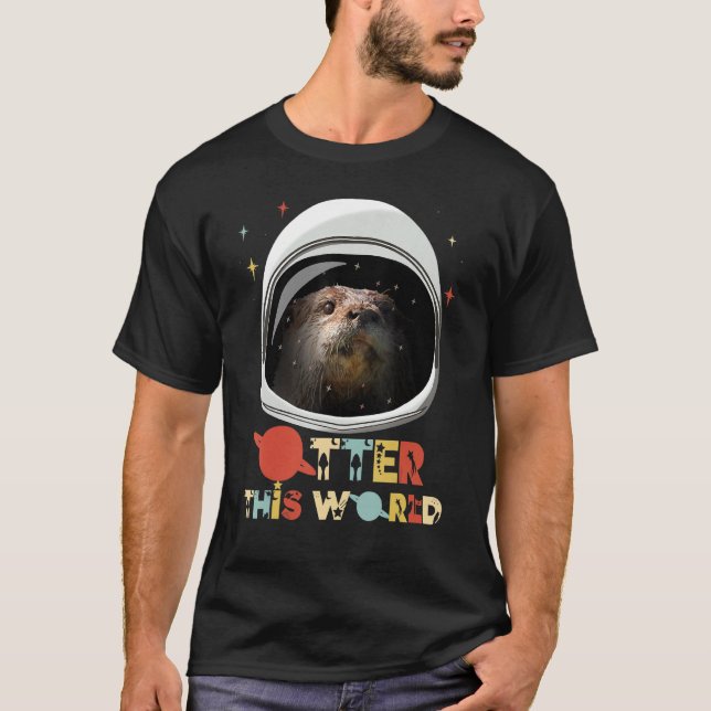 Camiseta Outro Astronauta Animal Pun Retro Exterior Neste M (Frente)