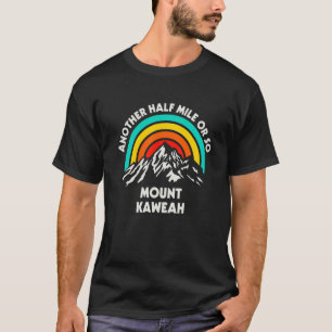 Camiseta Outro Meio Quilômetro Mais Ou Menos Caminhando Mon