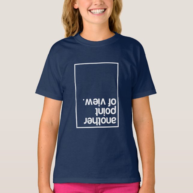 Camiseta Outro ponto de vista (Frente)