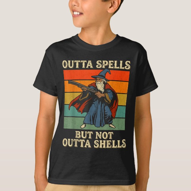 Camiseta Outta Spells But Not Outta Shells Wizard Retro Fan (Frente)