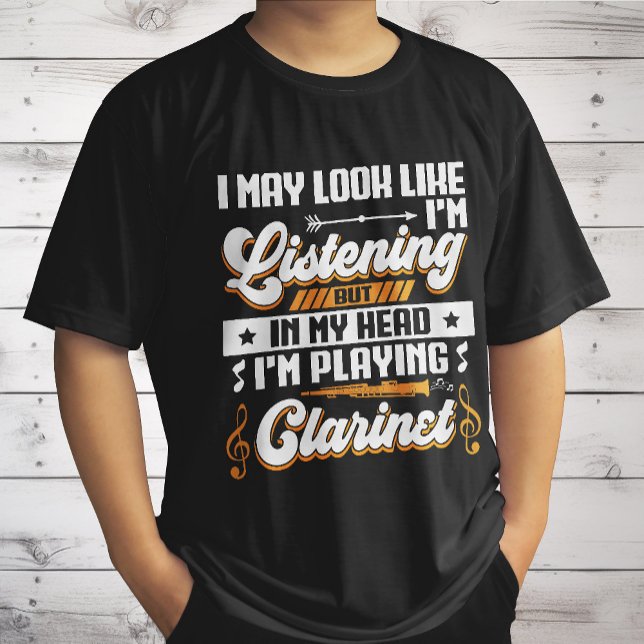 Camiseta Ouvindo Engraçado Na Minha Cabeça Estou Tocando Cl (Criador carregado)