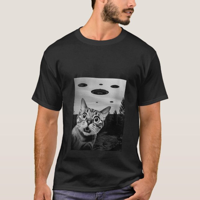 Camiseta OVNIs da Invasão de Alienígenas Gatos Estranho Aes (Frente)