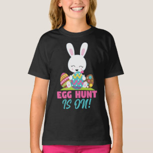 Camiseta Ovo Hunt está no feriado de Páscoa