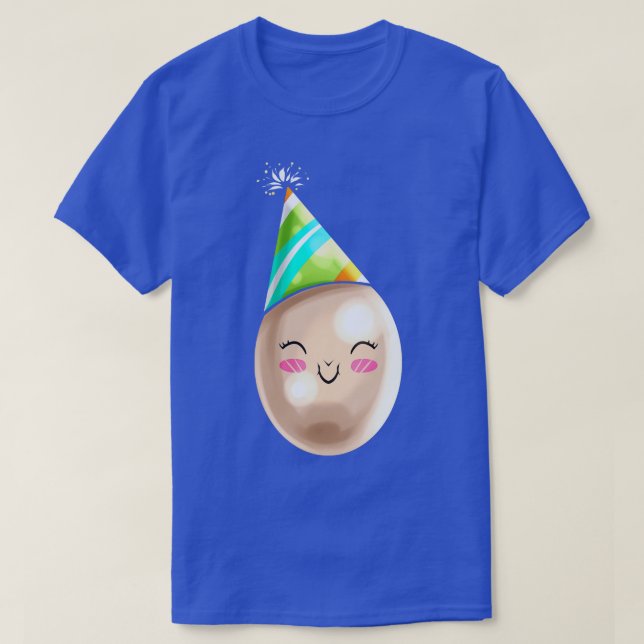 Camiseta Ovo Pintado Engraçado Com Cone De Chapéu De Festa  (Frente do Design)