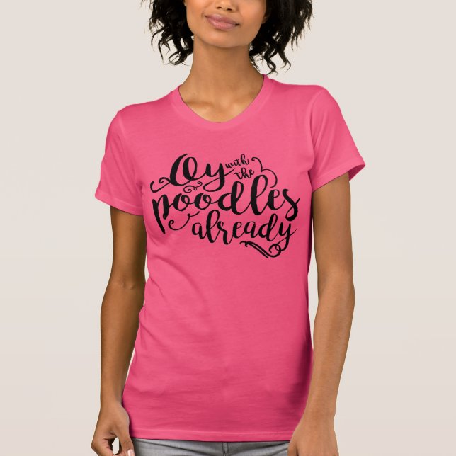 Camiseta Oy com o T já fúcsia das caniches (Frente)