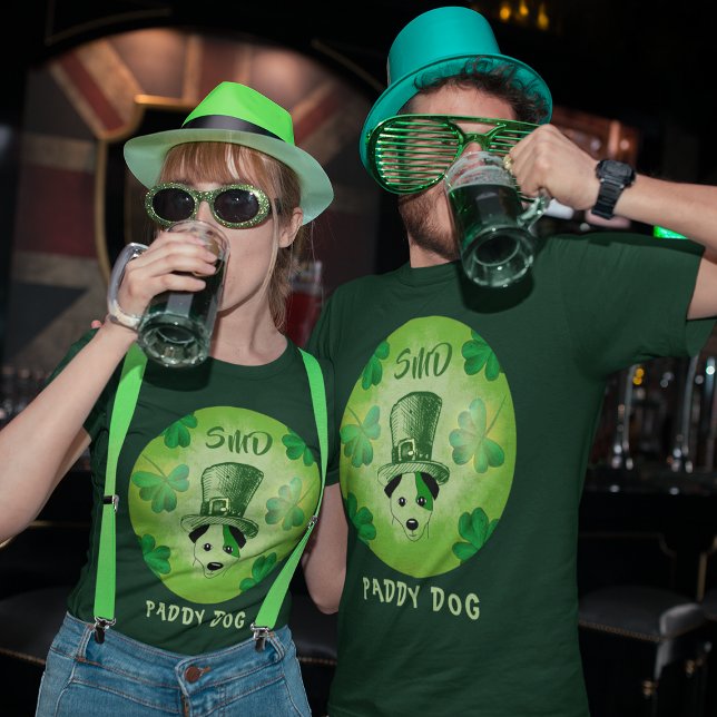 Camiseta Paddy Dog Shamrocks Rua o cão de Patrick Monogramm (Paddy Dog Shamrocks St Patrick's Dog Monogrammed T-Shirt)