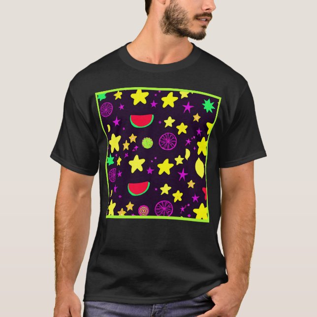 Camiseta Padrão Colorido De Estrela E Fruta (Frente)