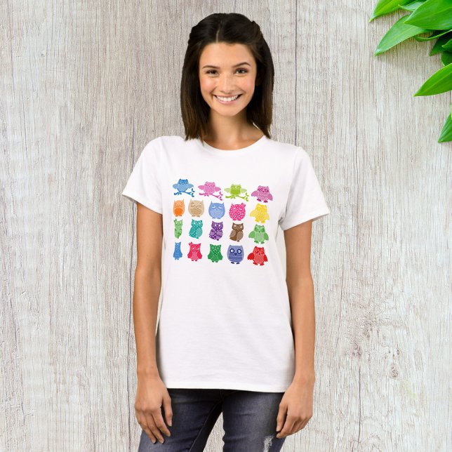 Camiseta Padrão de Coruja Fofa Colorida (Criador carregado)