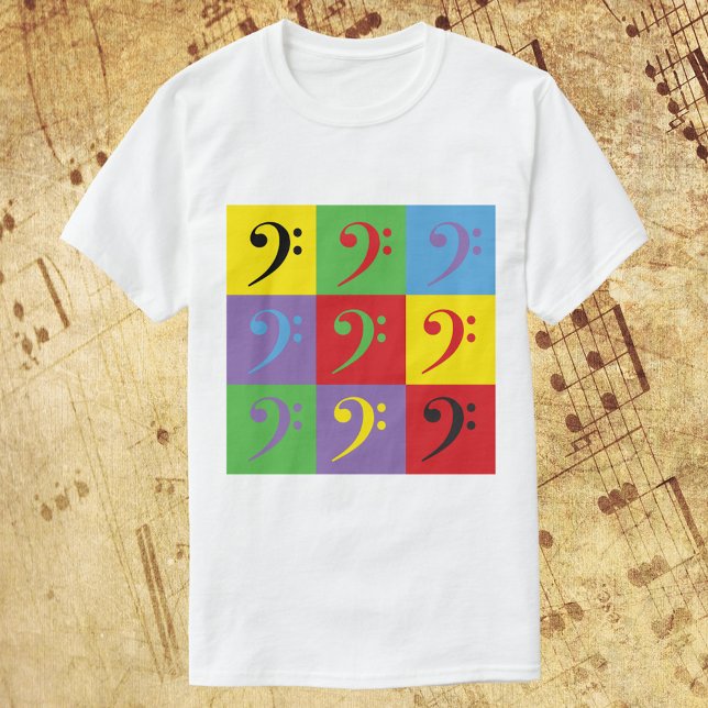 Camiseta Padrão de Música do Arco-Íris do Bass Clef (A tshirt with a colorful pattern of bass clefs)