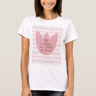 Camiseta Padrão de Tulipas Rosa Simples