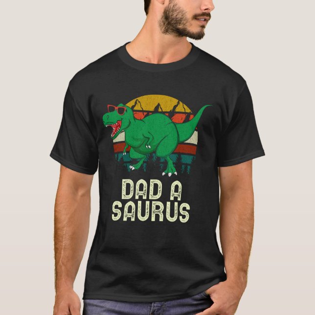 Camiseta Pai A Pai Saurus Rex Um Pai De Dinossauro Asauro (Frente)