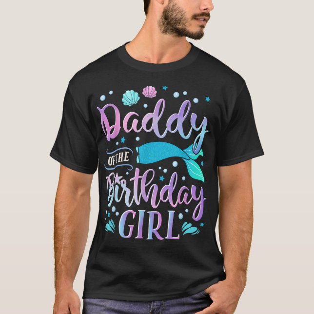 Camiseta Pai das Mães da Família de Sereias da Birthday Gir (Frente)
