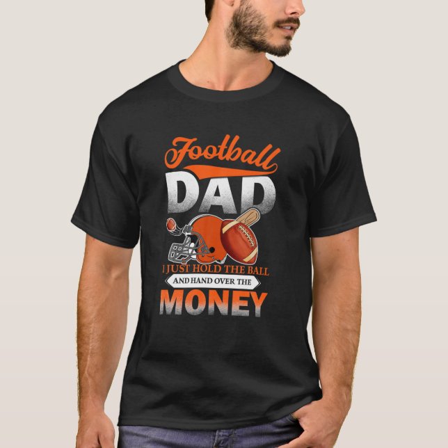 Camiseta Pai De Futebol Eu Só Seguro A Bola E Mão Sobre (Frente)
