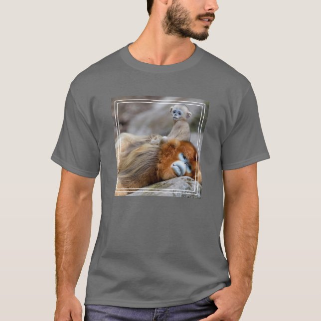 Camiseta Pai de macaco com nariz nu com ouro com bebê (Frente)