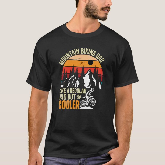 Camiseta Pai De Montanha Como Um Pai Regular Mas Mais Frio (Frente)