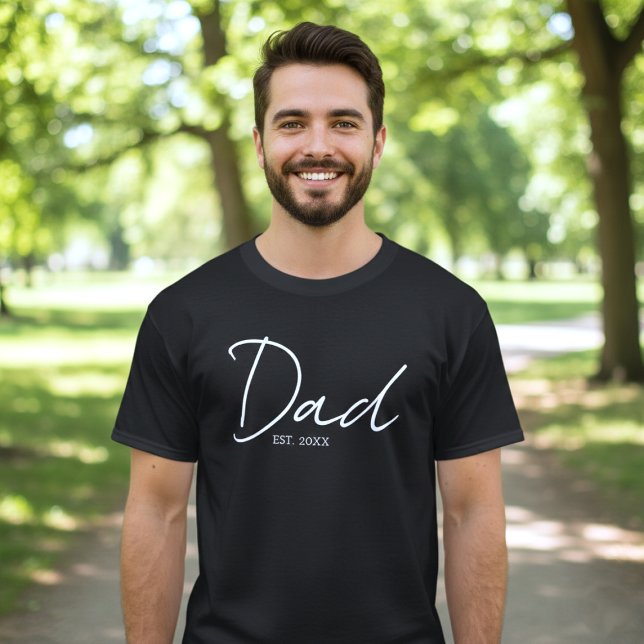 Camiseta Pai Estabelecido Rótulo Preto e Branco (Criador carregado)
