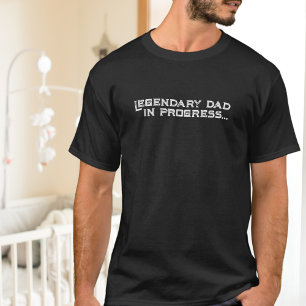 Camiseta Pai Lendário em Progresso Tipografia Branca