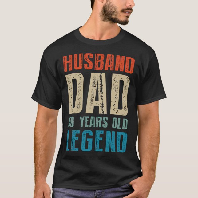 Camiseta Pai Marido 60 anos 60 anos 60 anos (Frente)