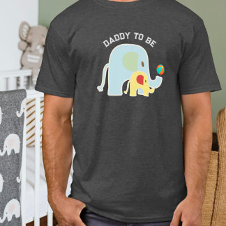 Camiseta Pai Prestes a Ser Elefantes com Bola de Praia 