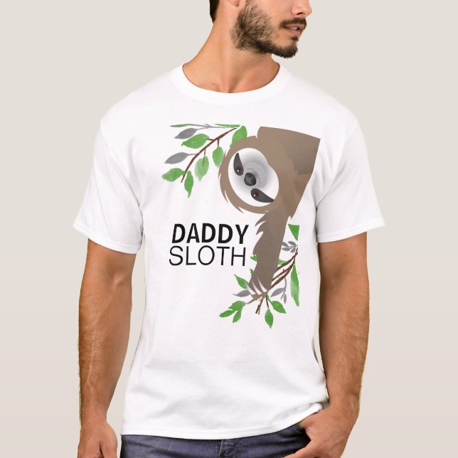 Camiseta Pai Sloth Hanging from Tree (Frente)