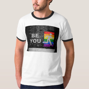 Camiseta Painel de cores do arco-íris do orgulho de Slipper