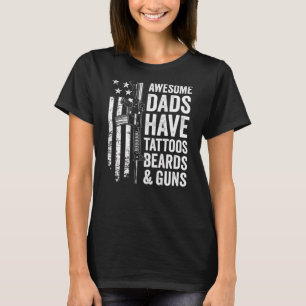 Camiseta Pais Incríveis Têm Cartões Tatuados E Armas Pais D
