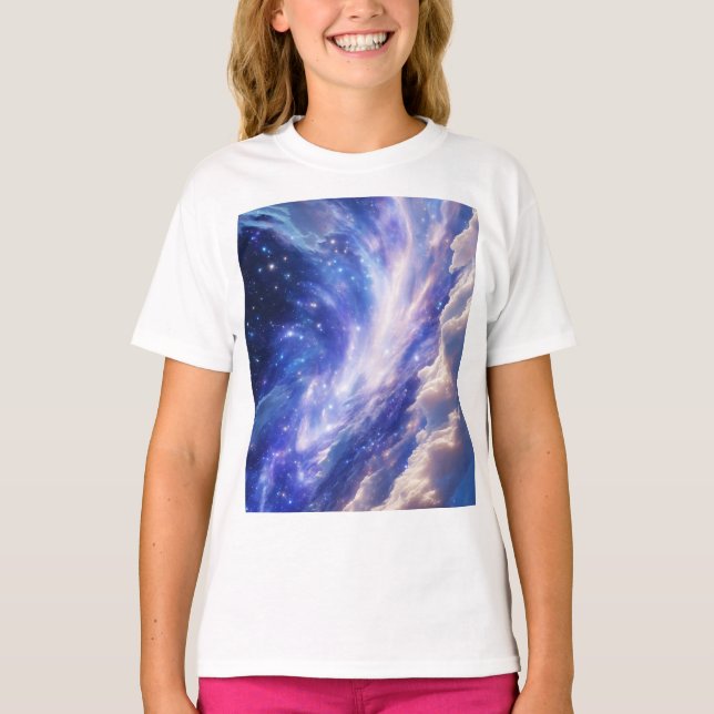 Camiseta Paisagem Cósmica: Nebulosa Inundada e Noite Estrel (Frente)