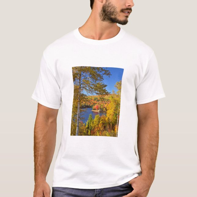 Camiseta Paisagem das árvores do outono, Maine (Frente)