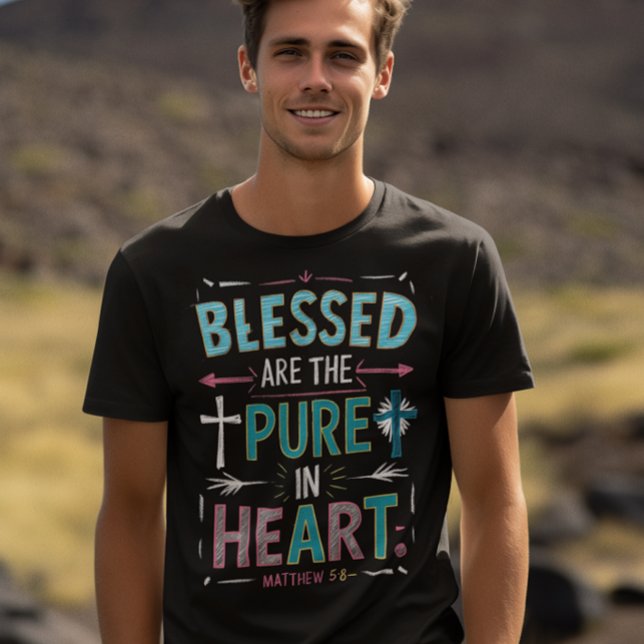 Camiseta Palavras iluminantes em meio a uma cruz (Criador carregado)