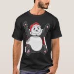 Camiseta Panda Christmas Santa hat<br><div class="desc">Este design é o presente perfeito para um aniversário,  Natal e outras celebrações. É adequado para mulheres,  homens e crianças.</div>