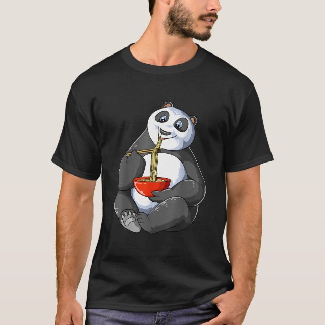 Camiseta Panda Eating Ra Noodles Kawaii Japanese Panda (Frente)
