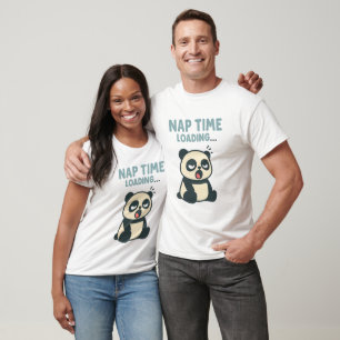 Camiseta Panda Sonolento Fofo “Carregando Hora da Soneca”