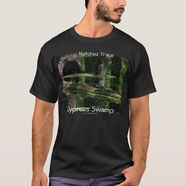 Camiseta Pântano de Cypress do traço de Natchez (Frente)