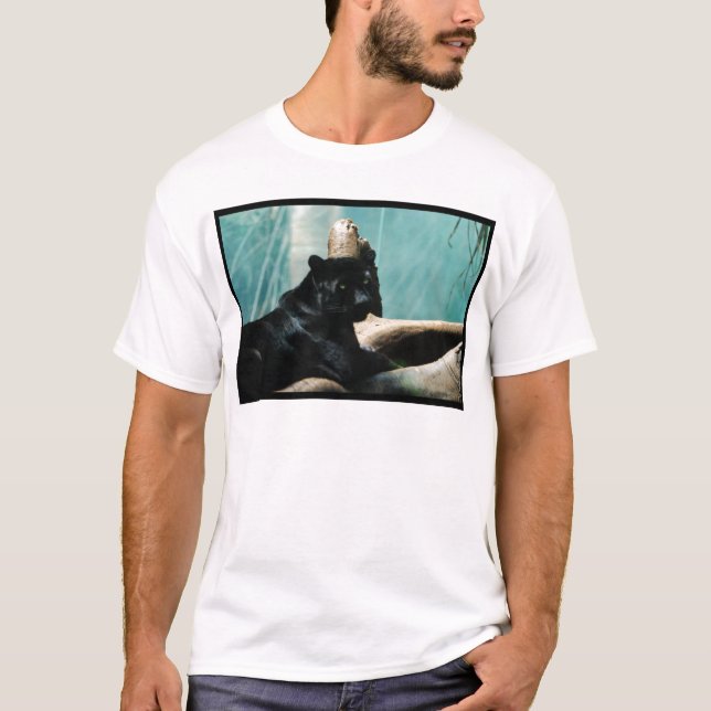 Camiseta Pantera com olhos Piercing (Frente)