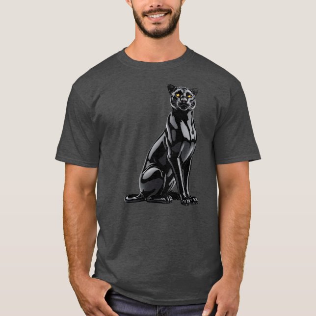 Camiseta Pantera preta e reflexões de luz natural. (Frente)