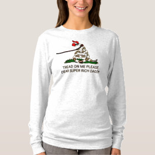 Camiseta 'Pão Em Mim Por Favor, Querido Pai Super Rico'