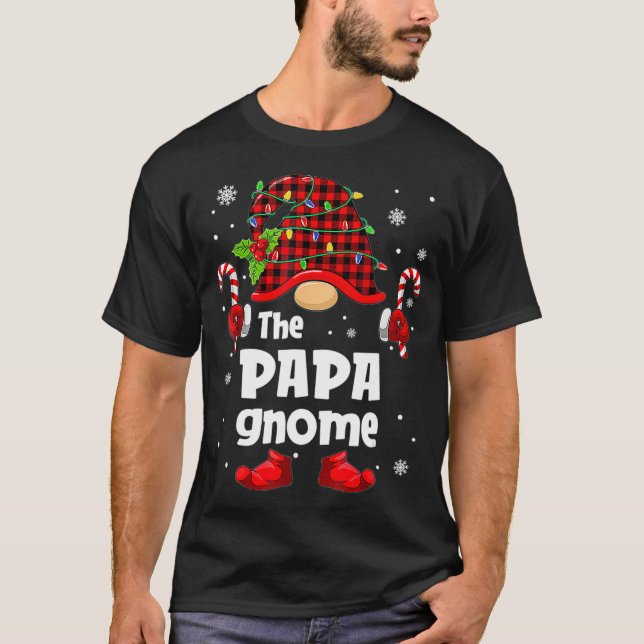 Camiseta Papa Gnomo Xadrez Buffalo Família de Árvore de Nat (Frente)