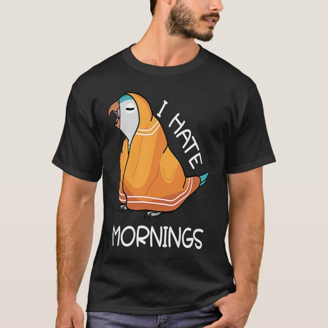 Camiseta Papagaio Cansado Odeia Manhãs No Pais De Monge Azu (Frente)