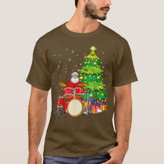 Camiseta Papai Noel Joga Tambores Perto da Árvore de Natal