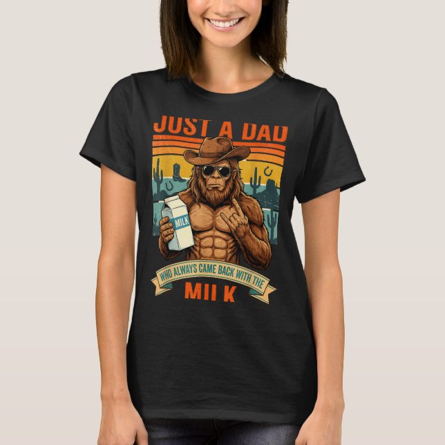 Camiseta Papai Pé Grande um pai que voltou com o leite  (Frente)