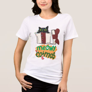 Camiseta Papais noeis pretos Gato enredado em luzes de árvo