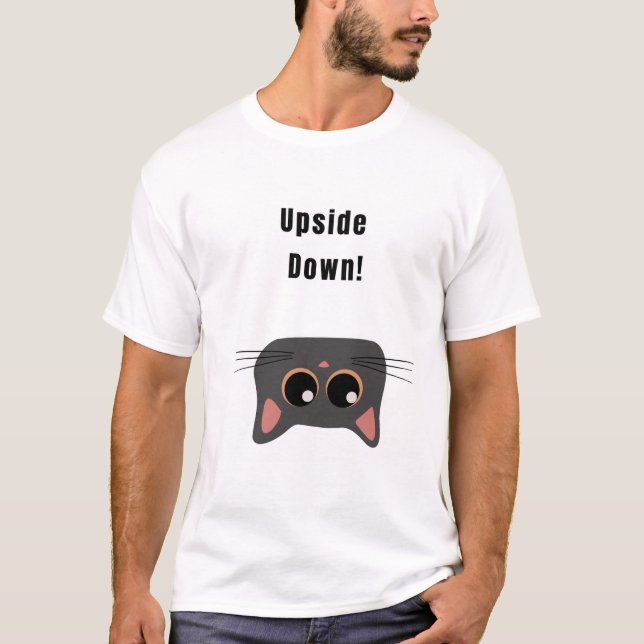 Camiseta Para Baixo! Gato Engraçado (Frente)
