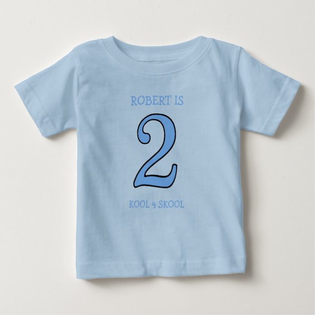 Camiseta Para Bebê Aniversário de menino de 2 anos Legal demais para  (Frente)