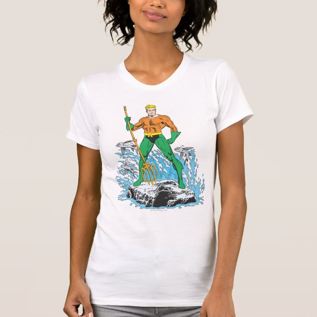 Camiseta Para Bebê Aquaman Stands com Pitchfork (Frente)