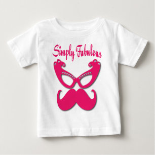 Camiseta Para Bebê Bigode rosa e óculos rosa simplesmente fabuloso