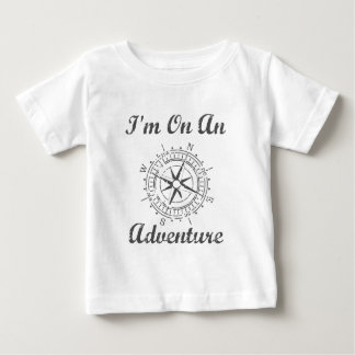 Camiseta Para Bebê em uma aventura