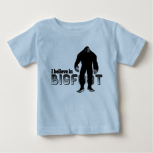 Camiseta Para Bebê Eu acredito em BIGFOOT