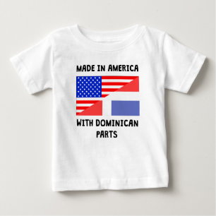 Camiseta Para Bebê Feito no americano com peças dominiquenses