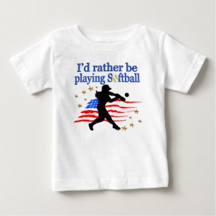 CAMISETA PARA BEBÊ JOGADOR DE SOFTBOL DOS EUA ADORA O DESIGN DO SOFTB